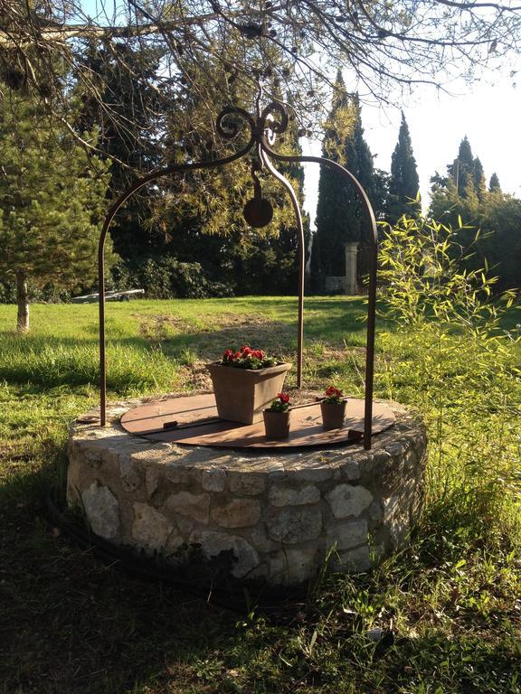 Gite Au Coeur De La Provence & Spa Saint-Cannat Rom bilde